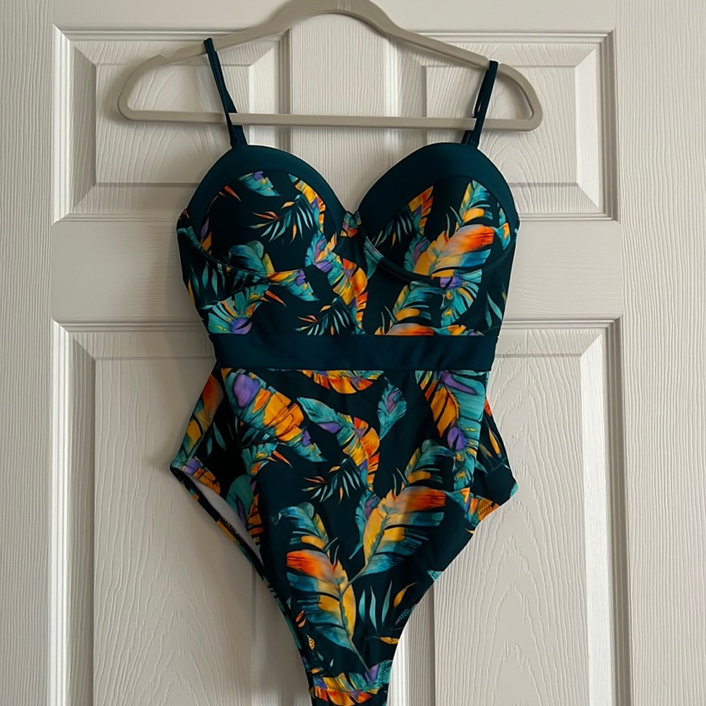 One piece bathing suit